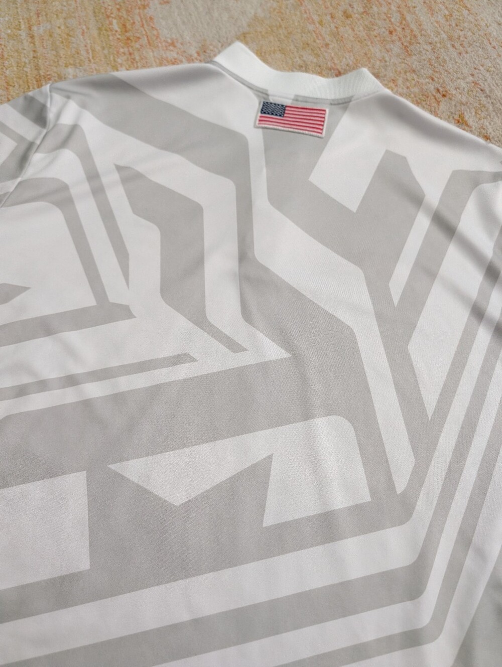 J.Lindeberg Emeric Golf Polo - Picture 12 of 13